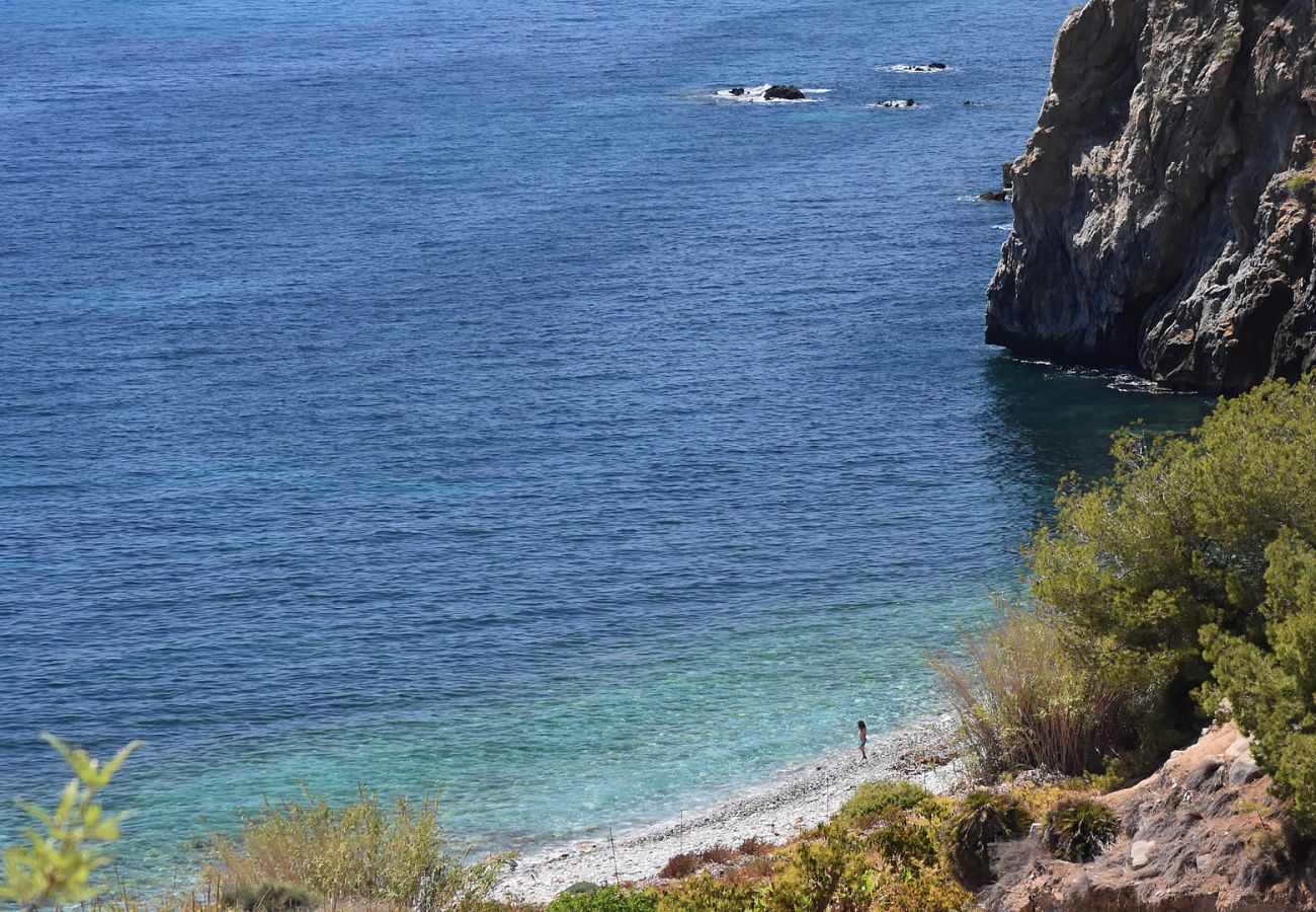 Villa en Nerja - Maro 001